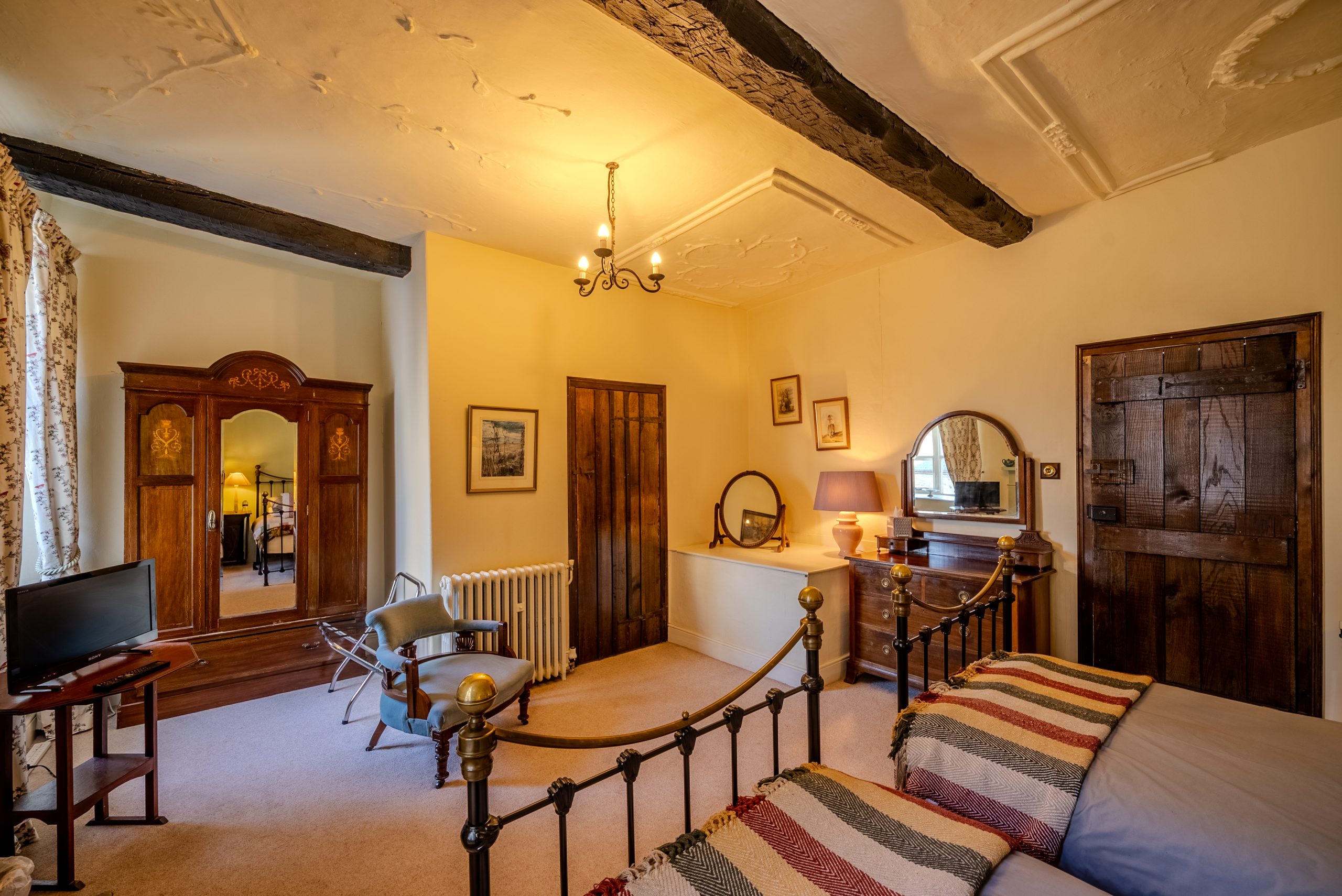 townhouse accommodation Brecon Beacons