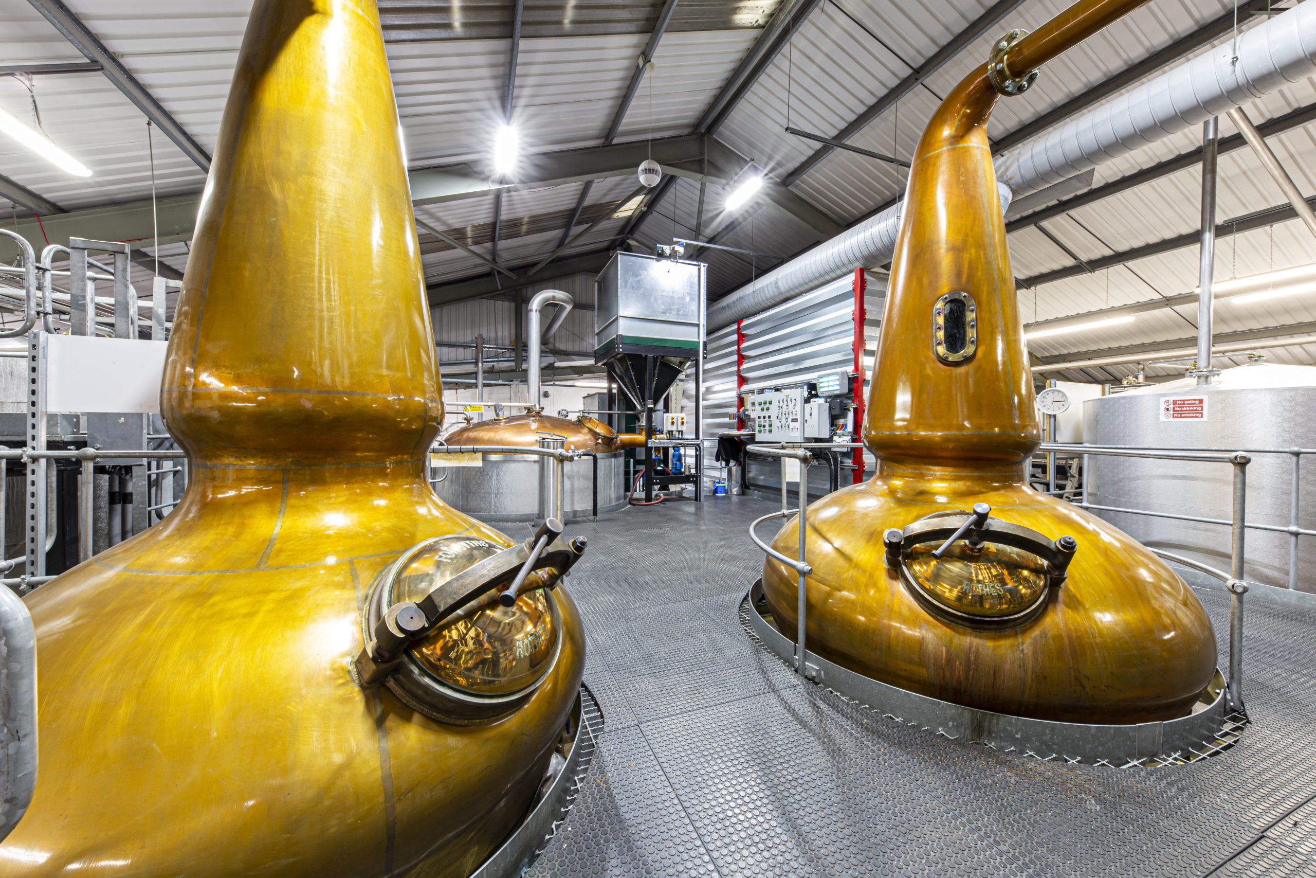 penderyn distillery pot stills
